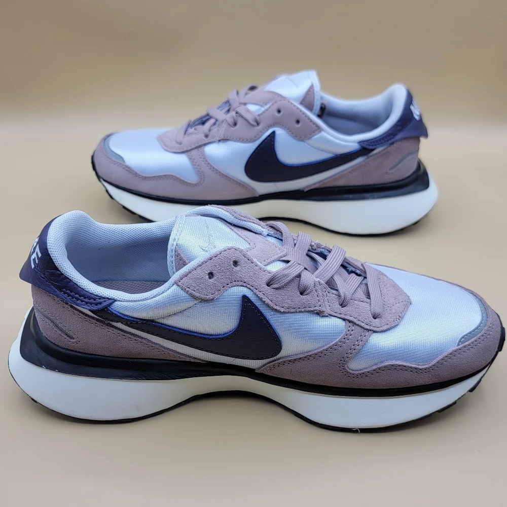 Nike women phoenix